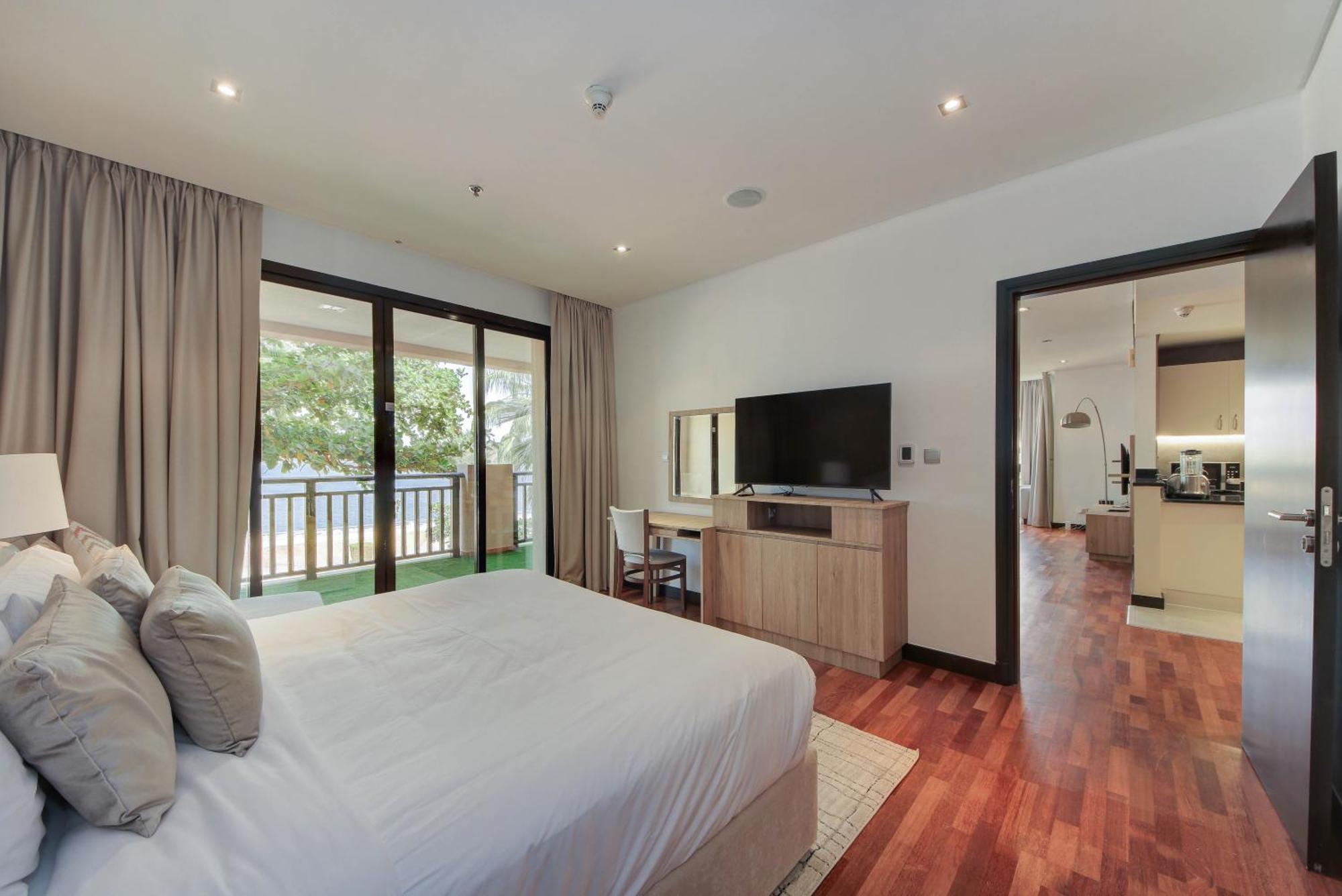 Luxe Getaways Royal Amwaj Palm Jumeirah Resort Apartment Holiday Home Dubaj Exteriér fotografie
